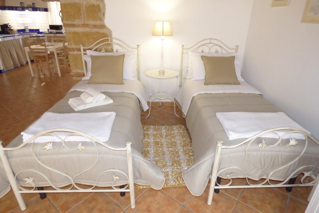 La Mansarda B&B Cinisi Extérieur photo
