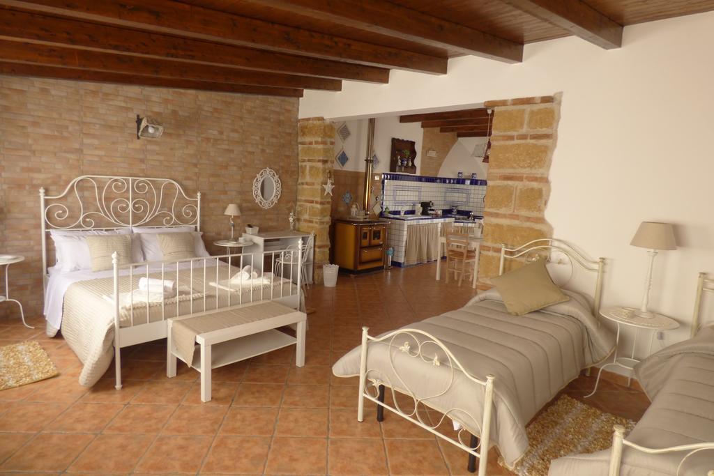 La Mansarda B&B Cinisi Extérieur photo